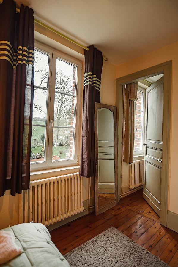 La Tourelle Bed & Breakfast Vascoeuil Bagian luar foto