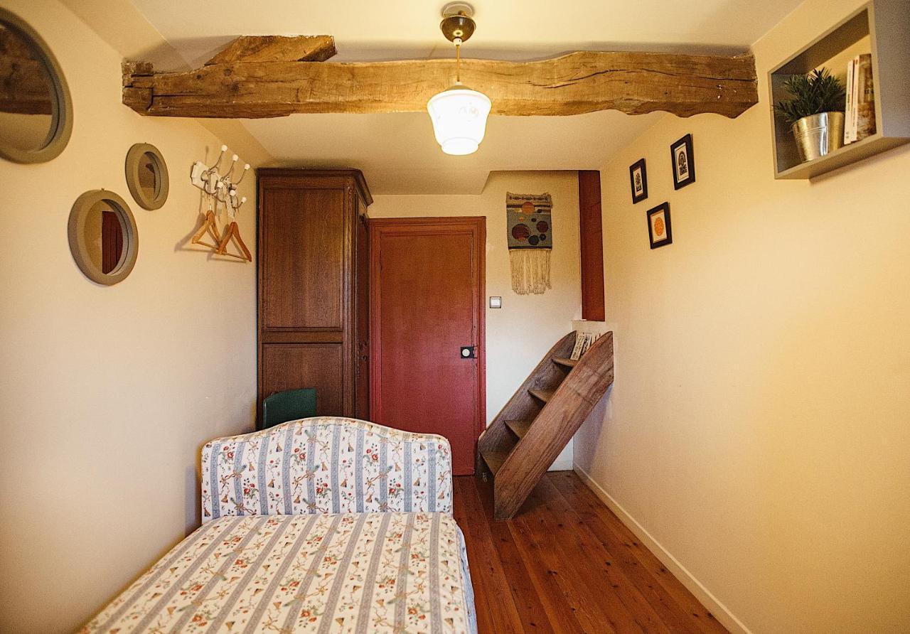 La Tourelle Bed & Breakfast Vascoeuil Bagian luar foto