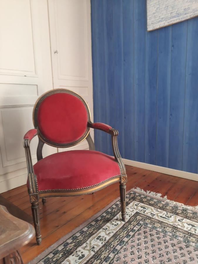 La Tourelle Bed & Breakfast Vascoeuil Bagian luar foto